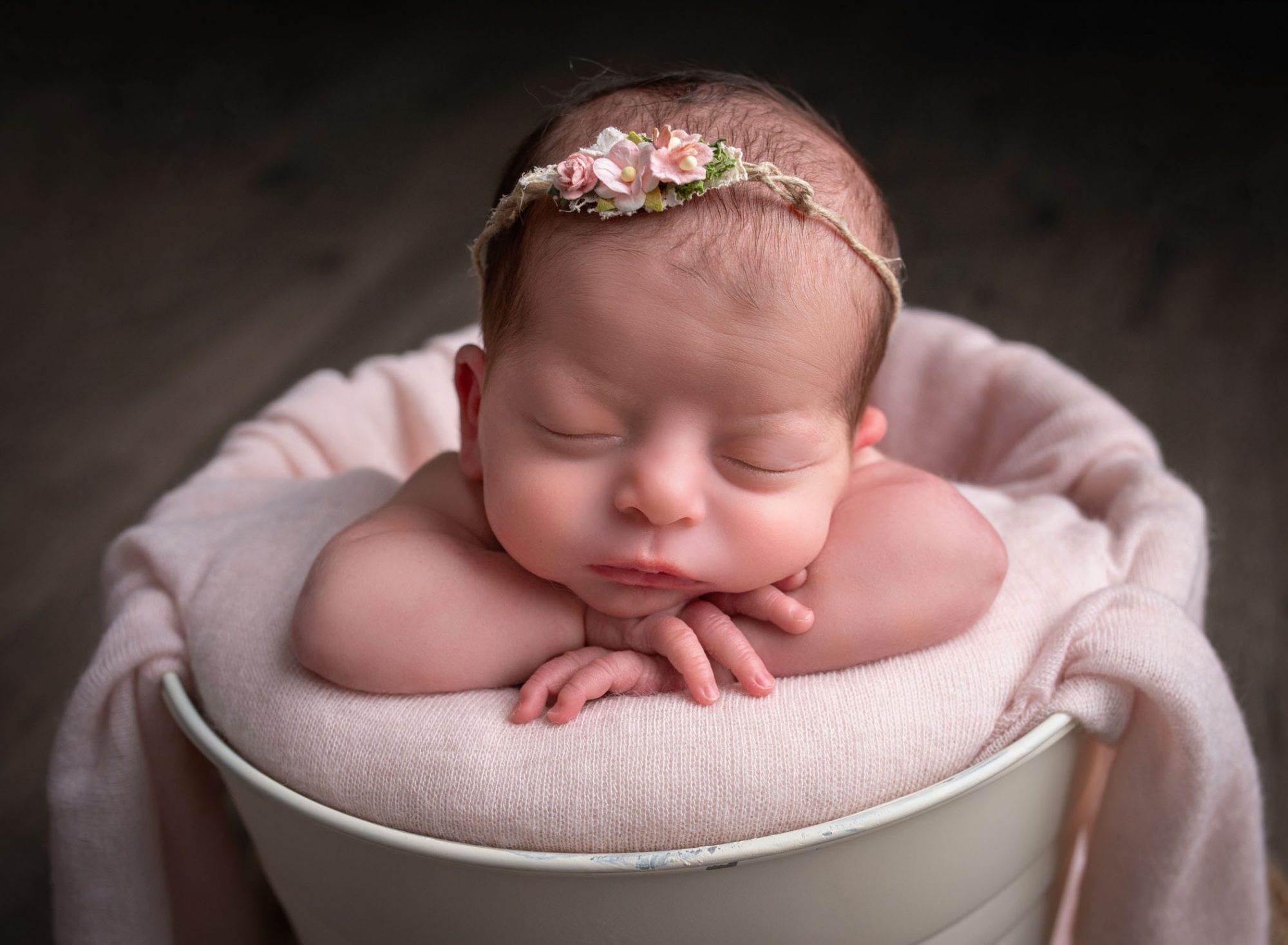 newborn family photoshoot in 