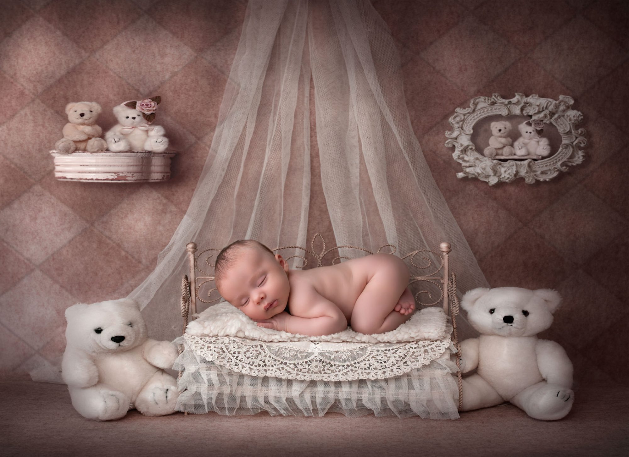 Newborn photography CT