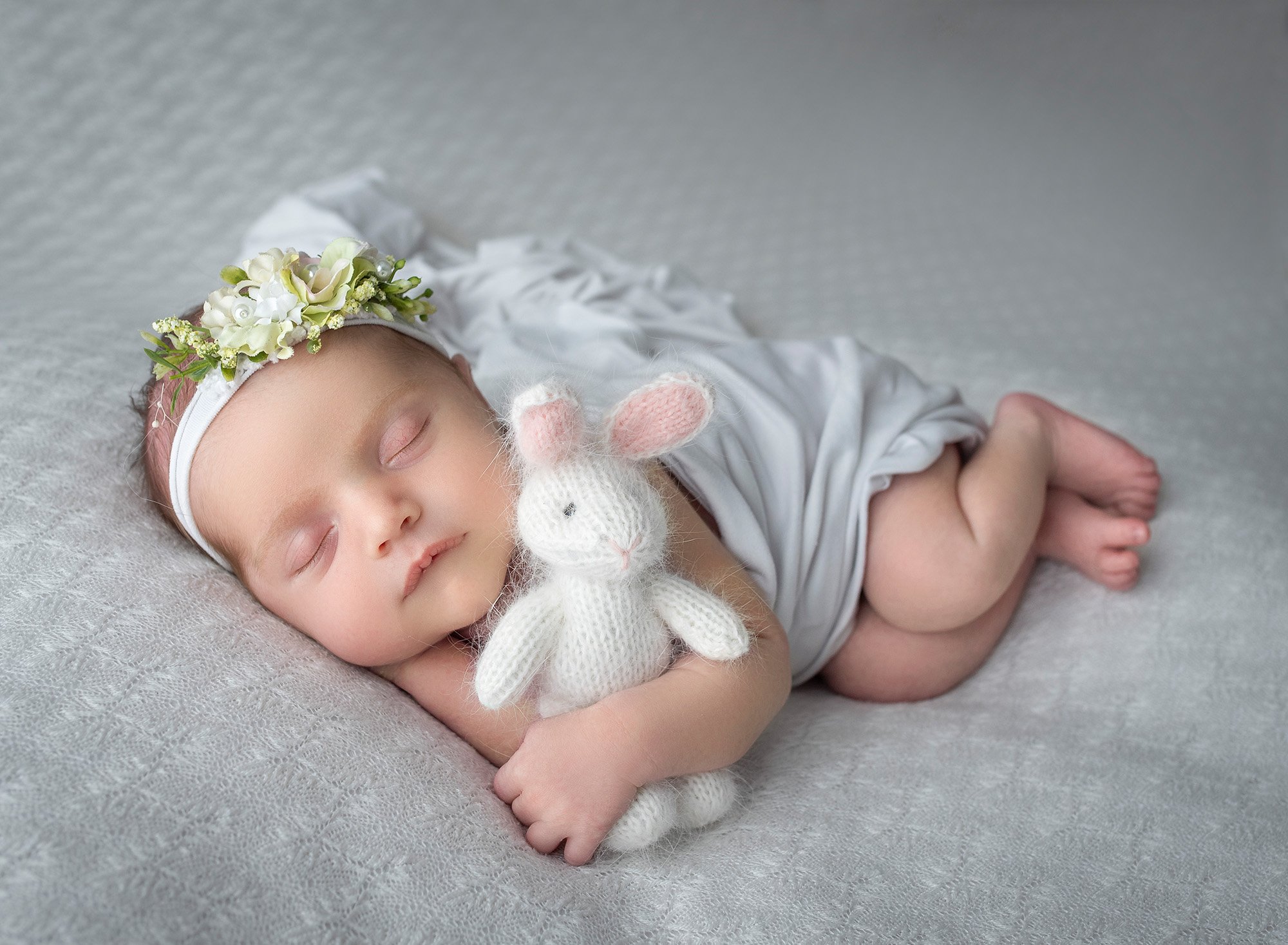 Delicate Newborn Photographs