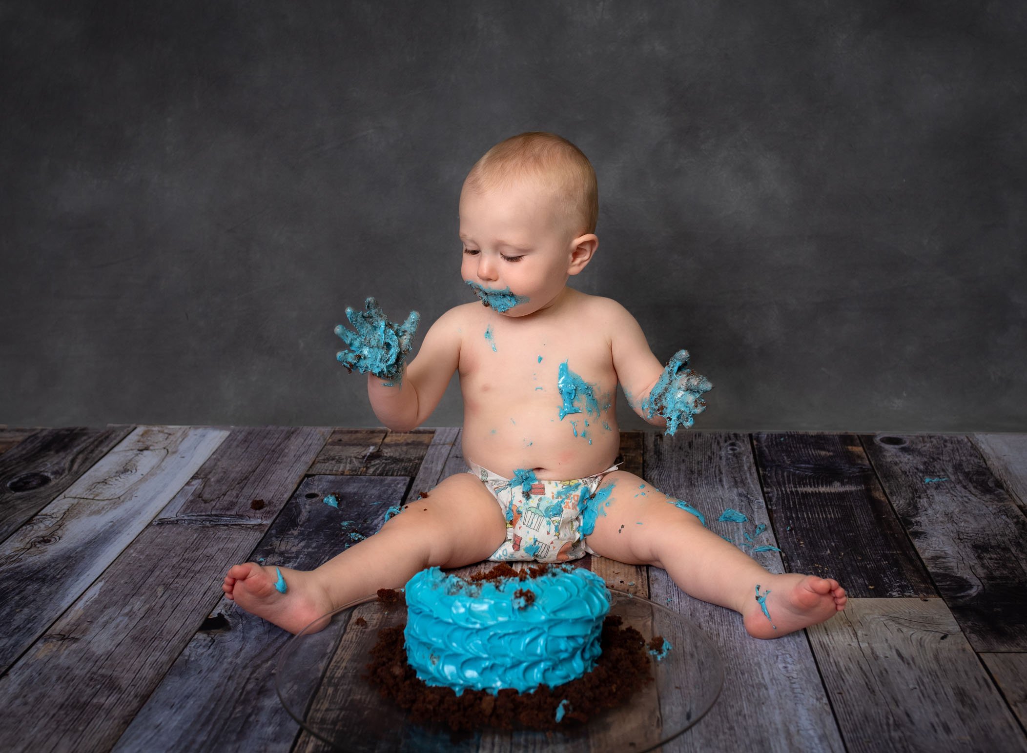 Family Photos and Cake Smash Session - Connecticut Photographer