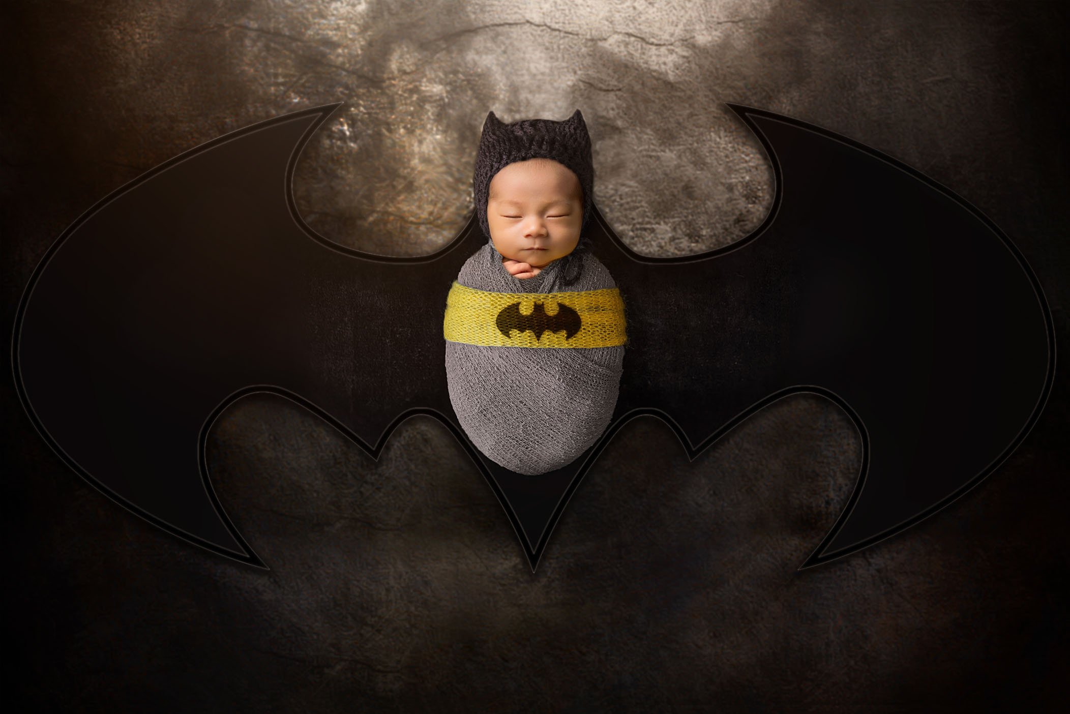 creative newborn photos Chinese newborn baby Batman